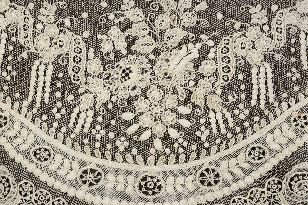 Dentelle d'Alençon 3