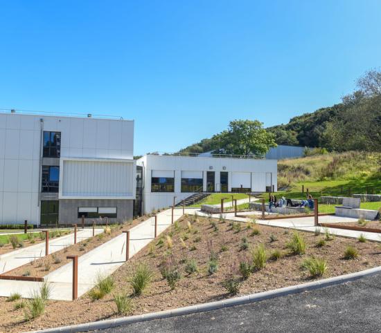 Travaux dans un lycée normand